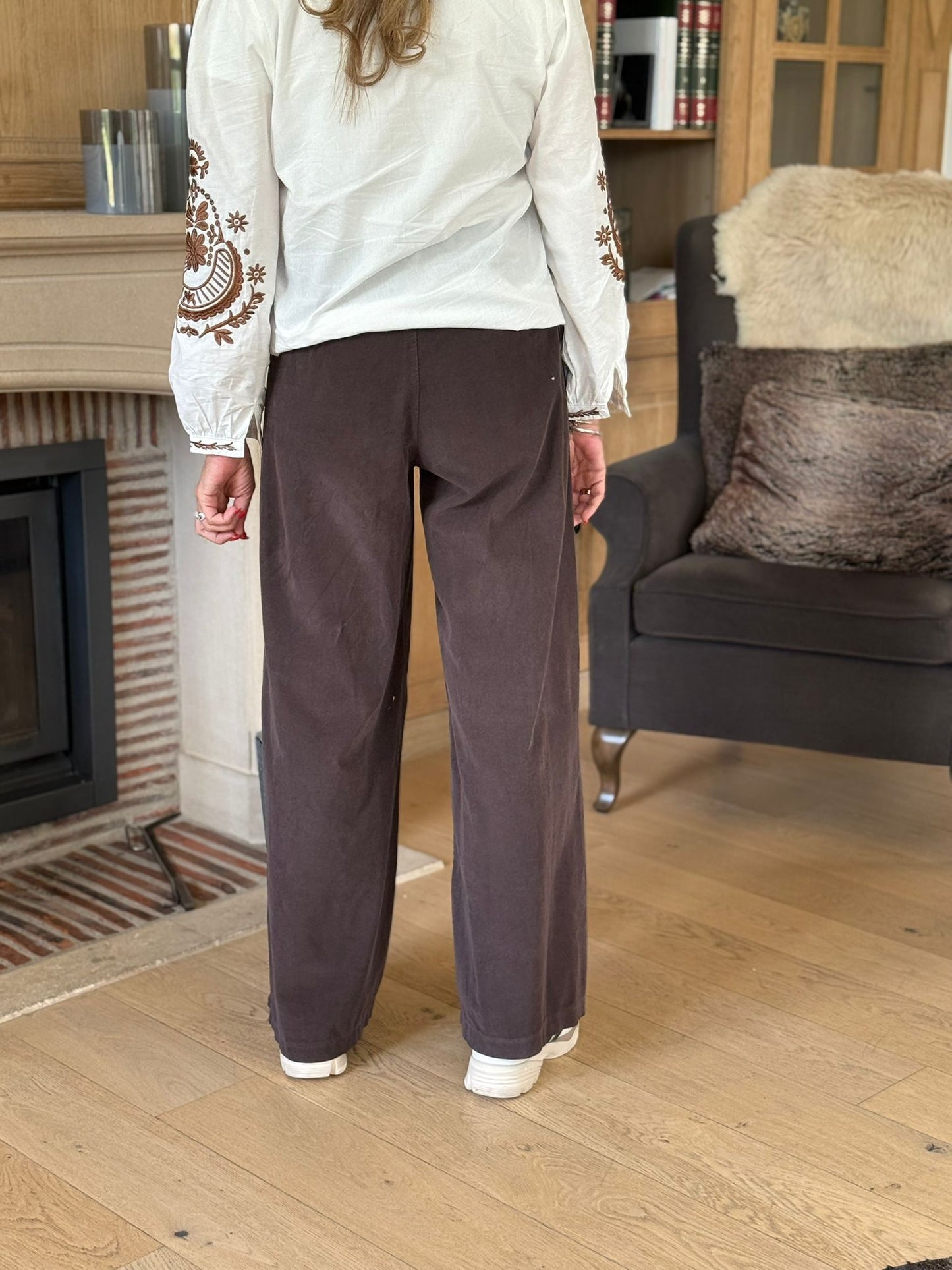 Broek Secret wijd chocolade