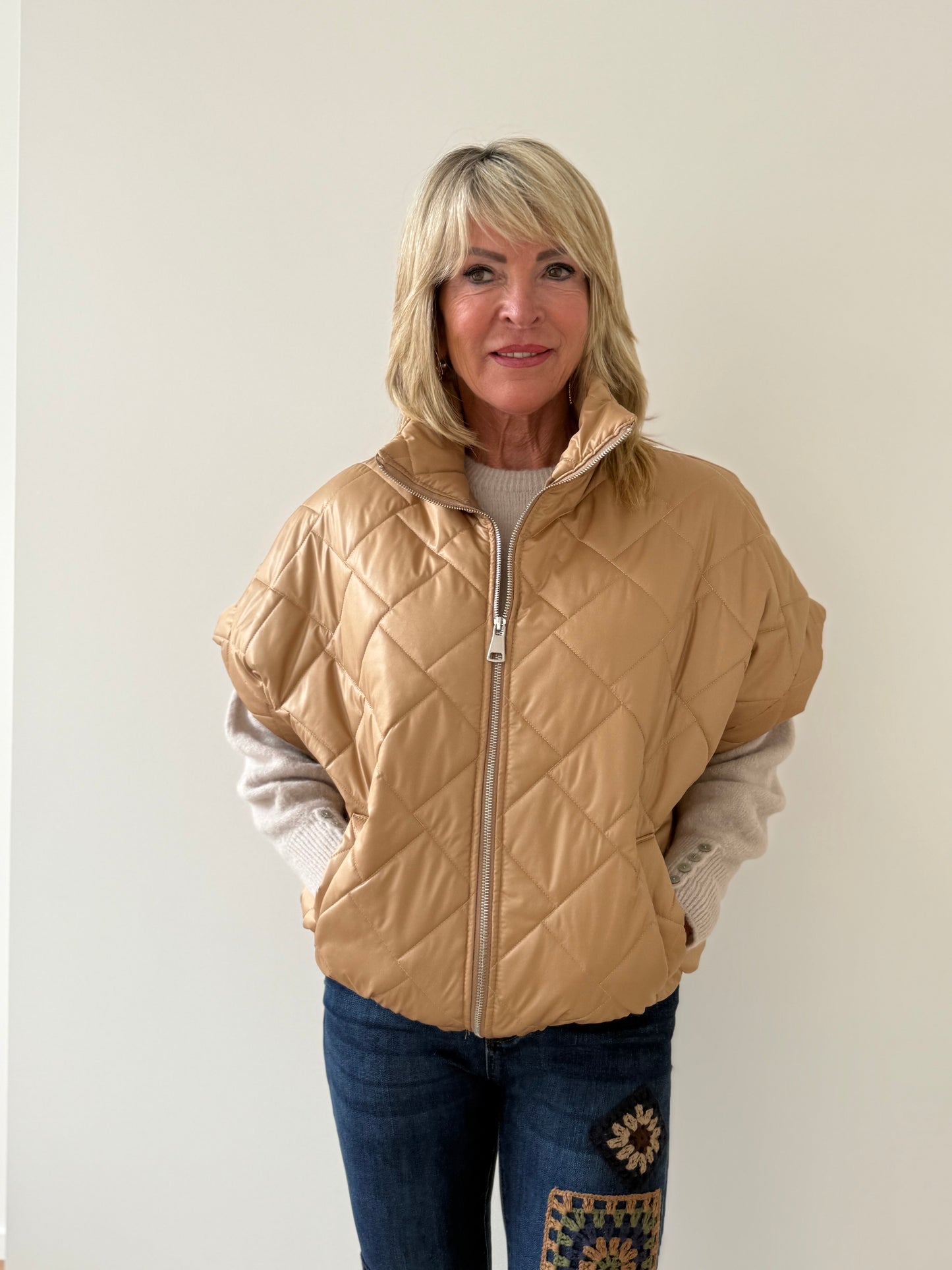 Bodywarmer Betty goud