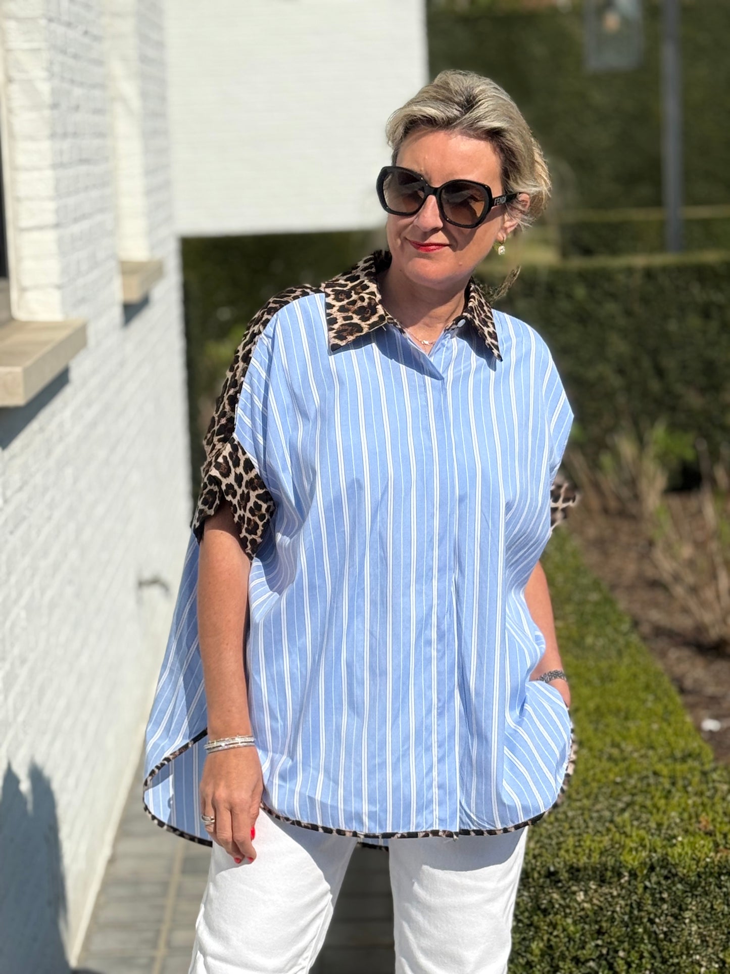 Blouse Aesa white stripe blue leo