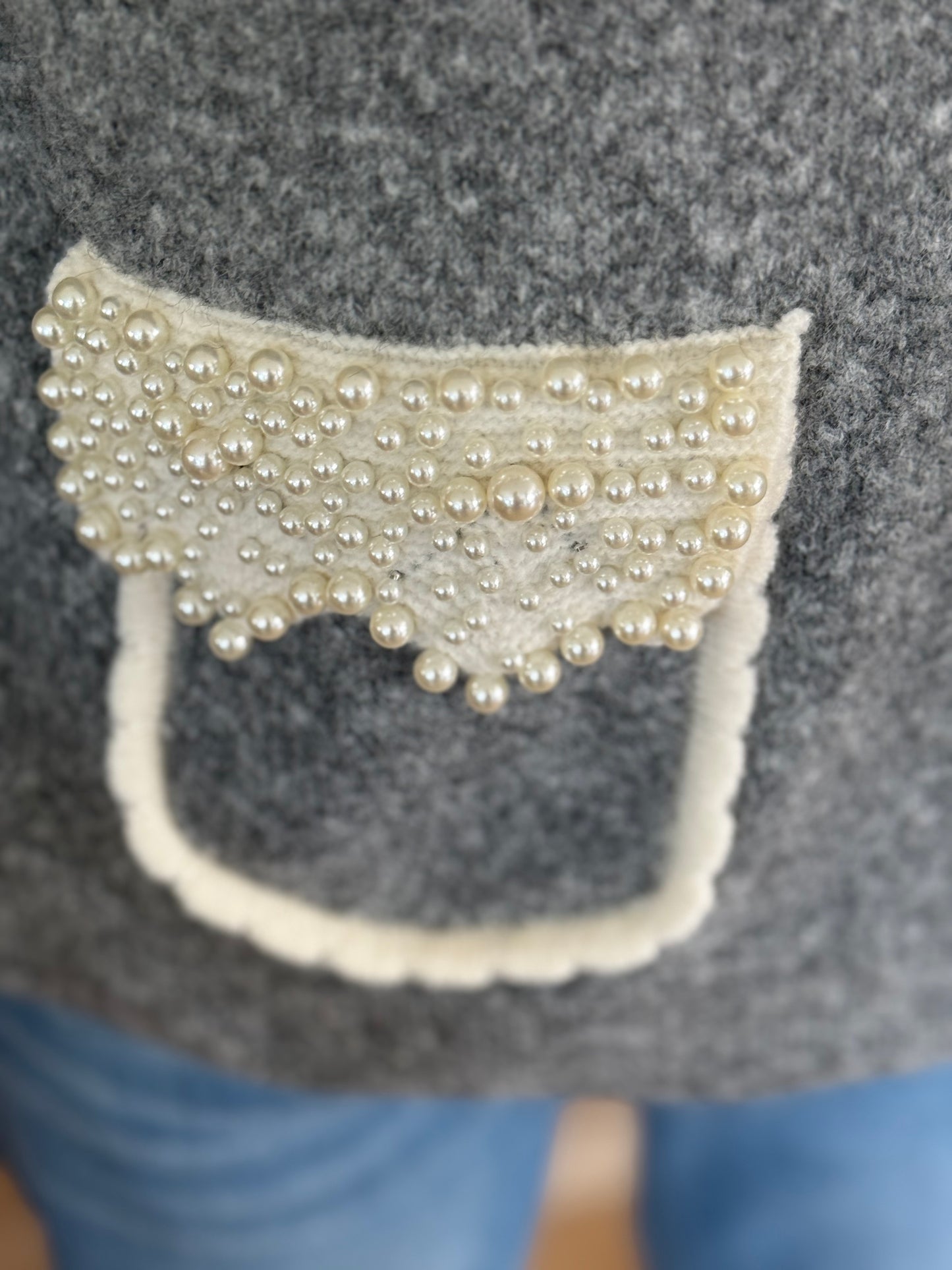 Trui Bear Pearls Grey
