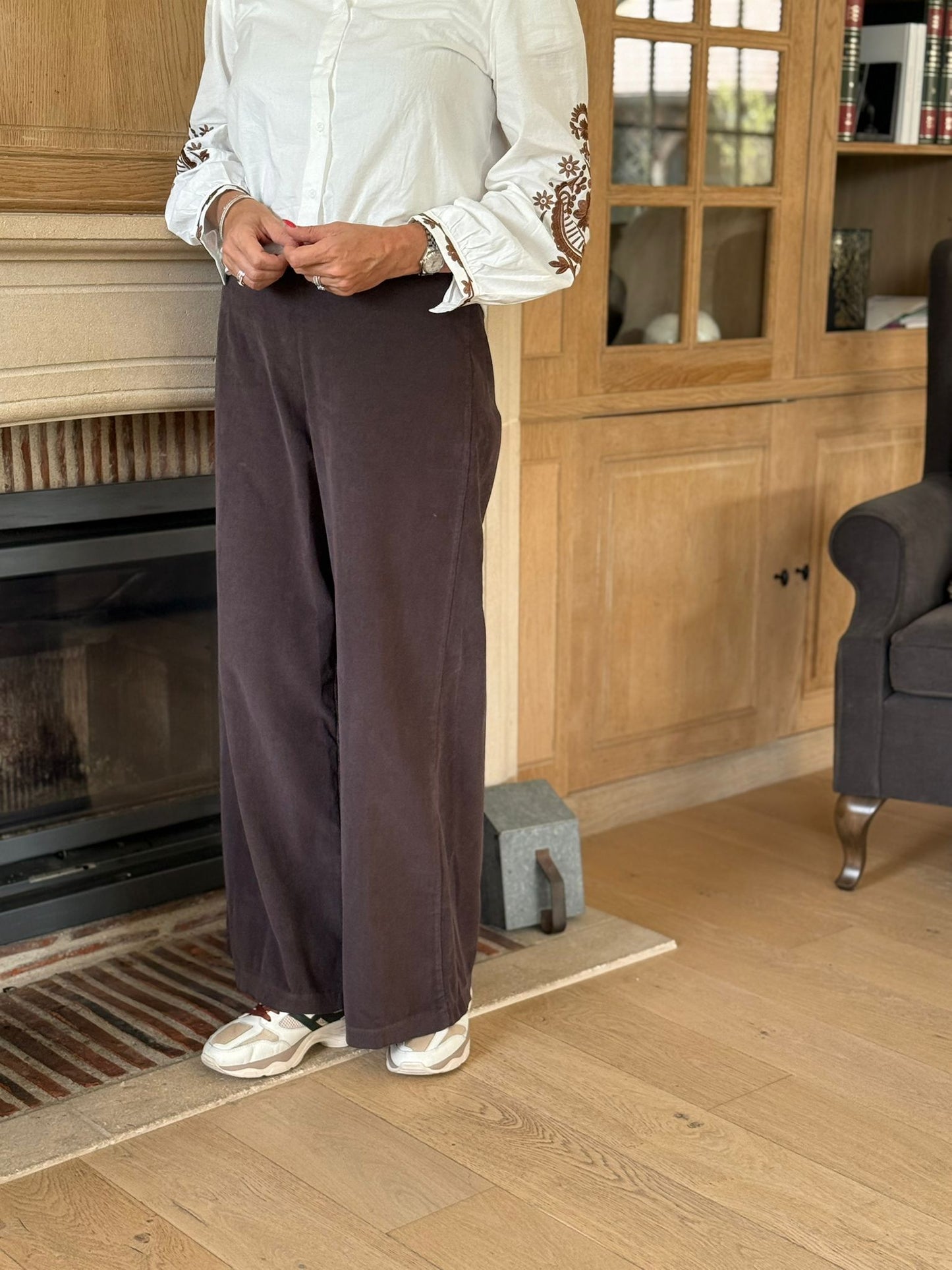 Broek Secret wijd chocolade