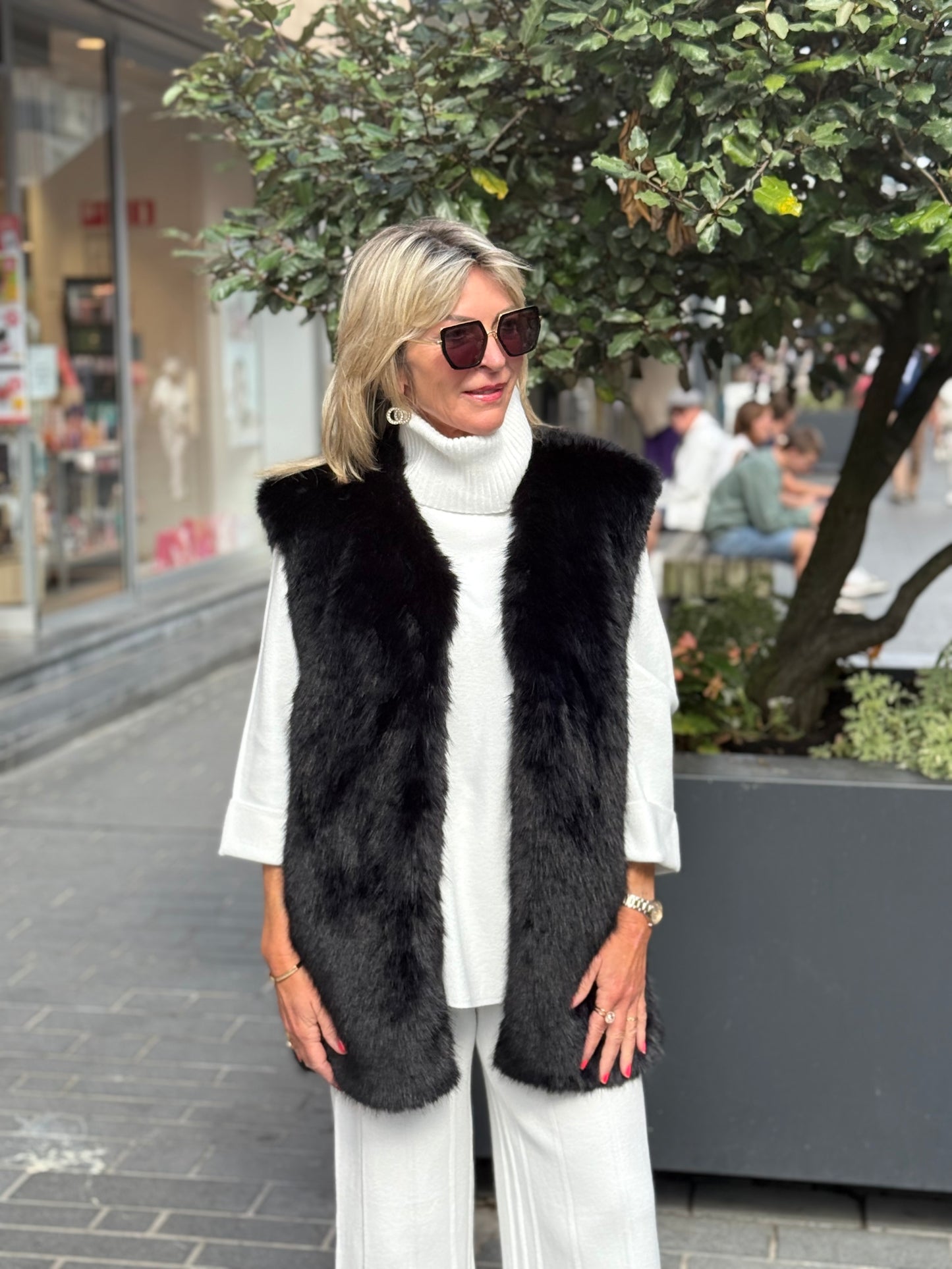 Lange gilet Basma zwart